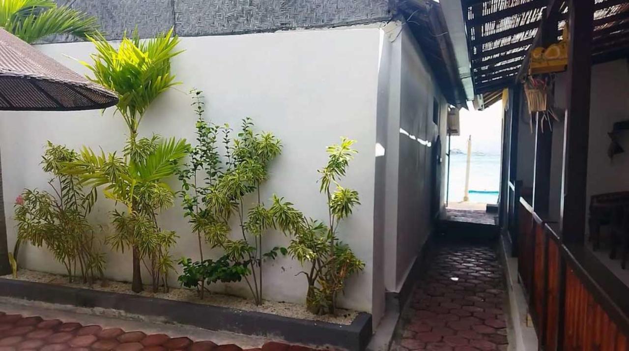 Pantai Bungalow Lembongan Island Exteriör bild