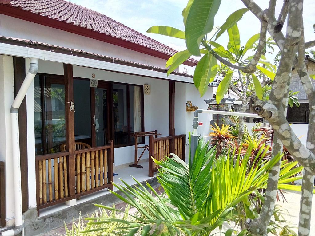 Pantai Bungalow Lembongan Island Exteriör bild