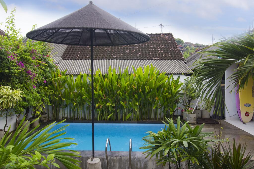 Pantai Bungalow Lembongan Island Exteriör bild